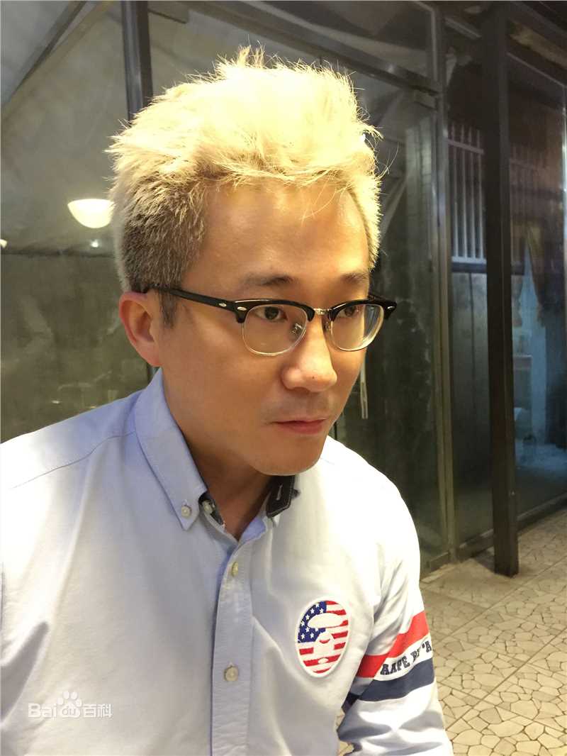 郭大雷(Zorro)生活照壁纸壁纸