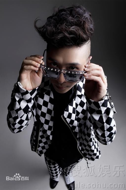 王宁演员素颜照相册