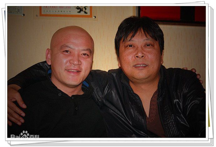 最全哈斯朝鲁素颜照