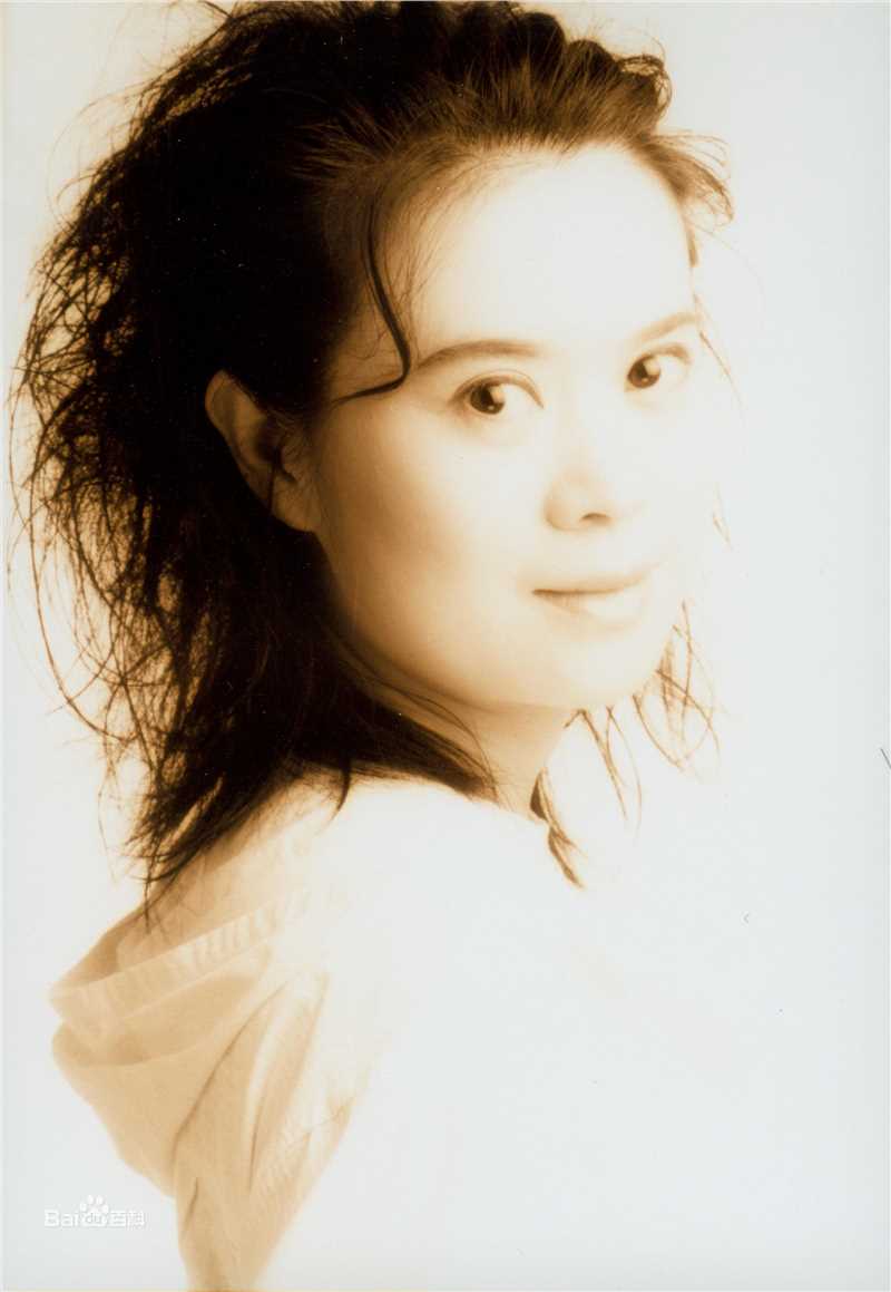 胡玥导演相册性感图片图集