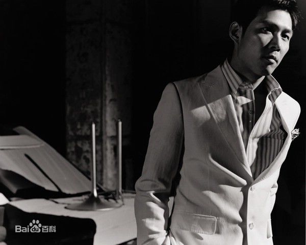 李政宰(/LeeJung Jae)杂志照