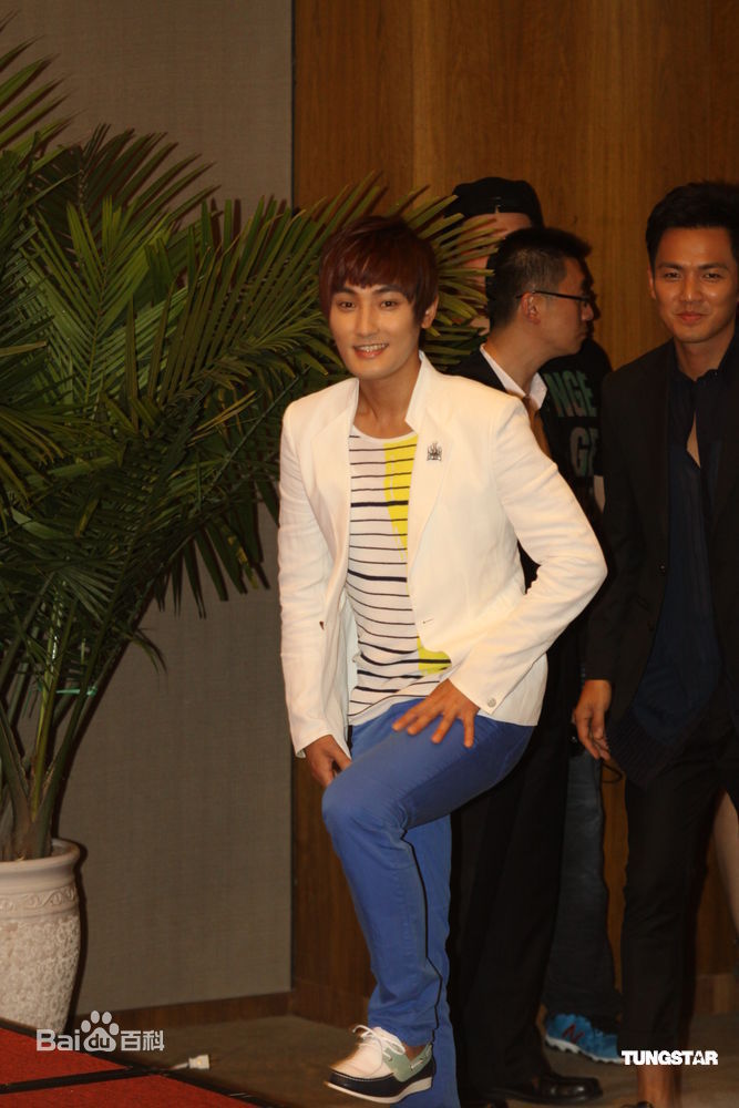 最优质安七炫(Kang Ta)精彩图册