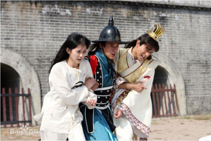 唐宸禹(Tae Suttawat，Suttawat Settakorn)2010年《刁蛮俏御医》最新剧照