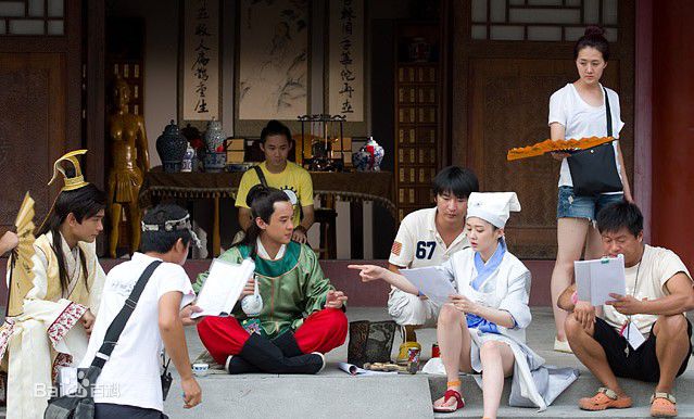 唐宸禹(Tae Suttawat，Suttawat Settakorn)2010年《刁蛮俏御医》最新剧照