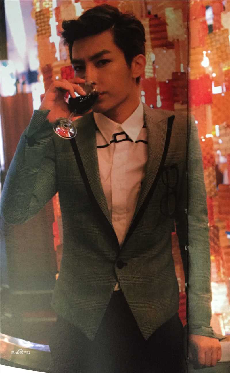 炎亚纶(Aaron、Arron)在《梦游私台北》中的