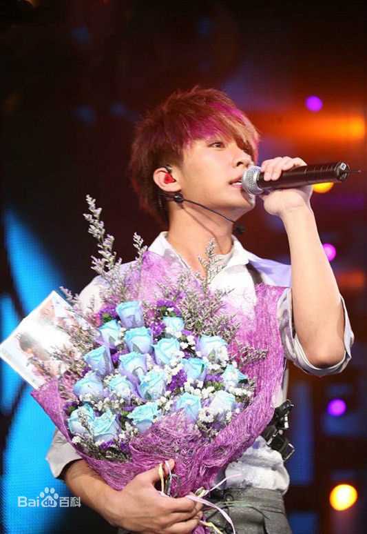 炎亚纶(Aaron、Arron)阿布的舞台前后照片