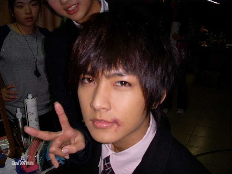 最新炎亚纶(Aaron、Arron)在《霹雳MIT》詹士德中的图集