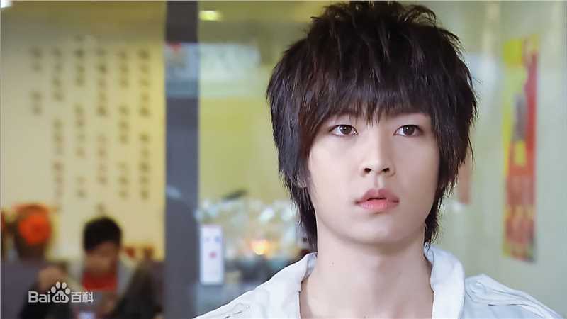 最新炎亚纶(Aaron、Arron)在《霹雳MIT》詹士德中的图集