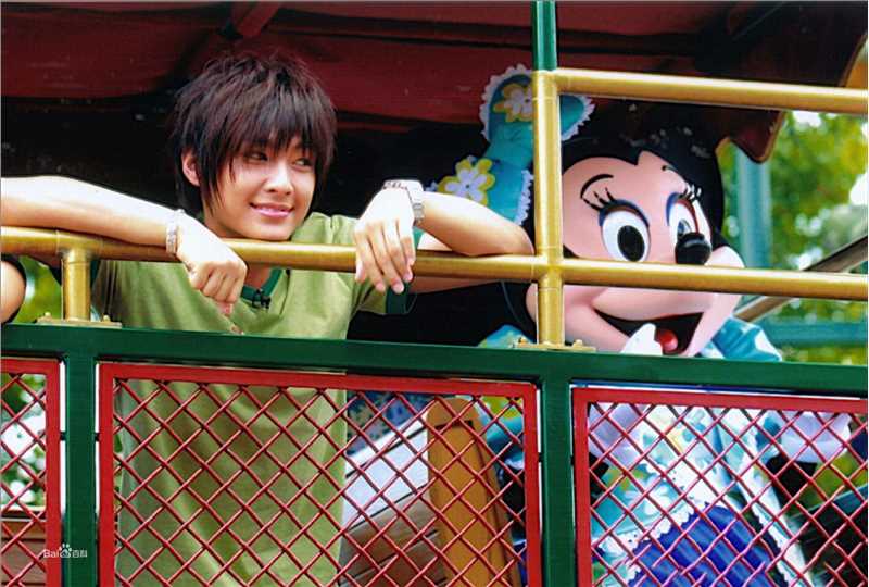 炎亚纶(Aaron、Arron)吴庚霖小朋友性感图片图集