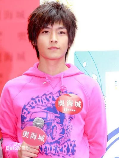 炎亚纶(Aaron、Arron)吴庚霖小朋友性感图片图集