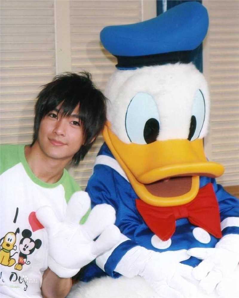 炎亚纶(Aaron、Arron)吴庚霖小朋友性感图片图集