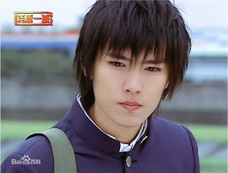 最全炎亚纶(Aaron、Arron)在《终极一班 》丁小雨中的壁纸