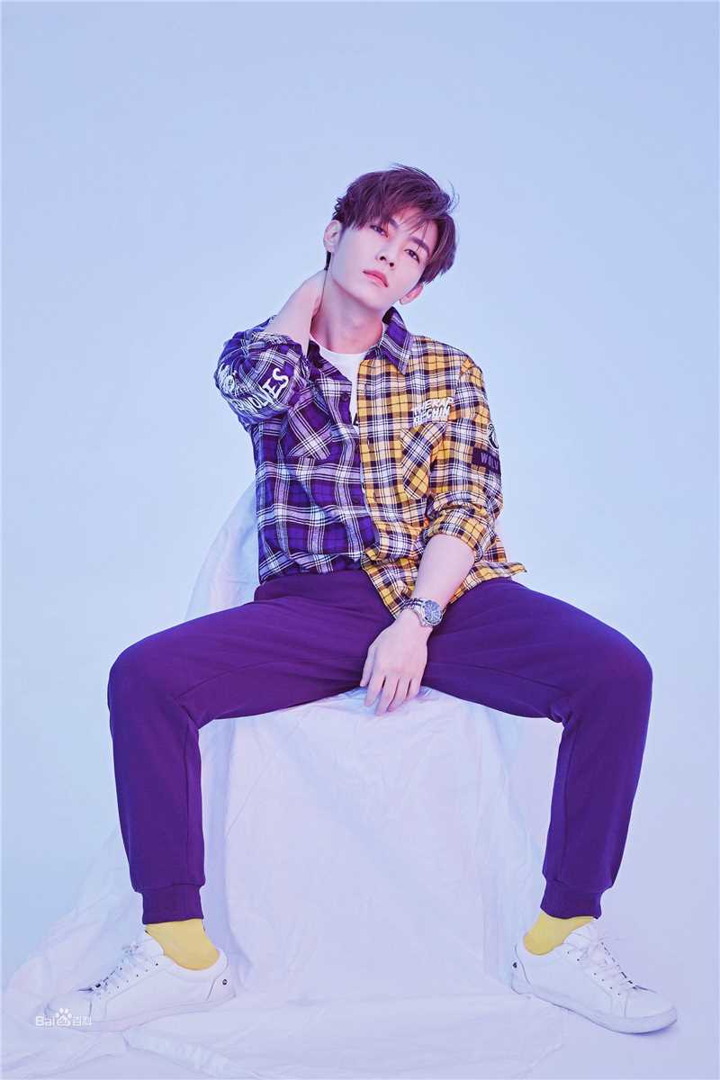 炎亚纶(Aaron、Arron)最全壁纸