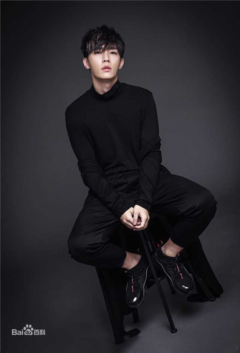 炎亚纶(Aaron、Arron)最全壁纸