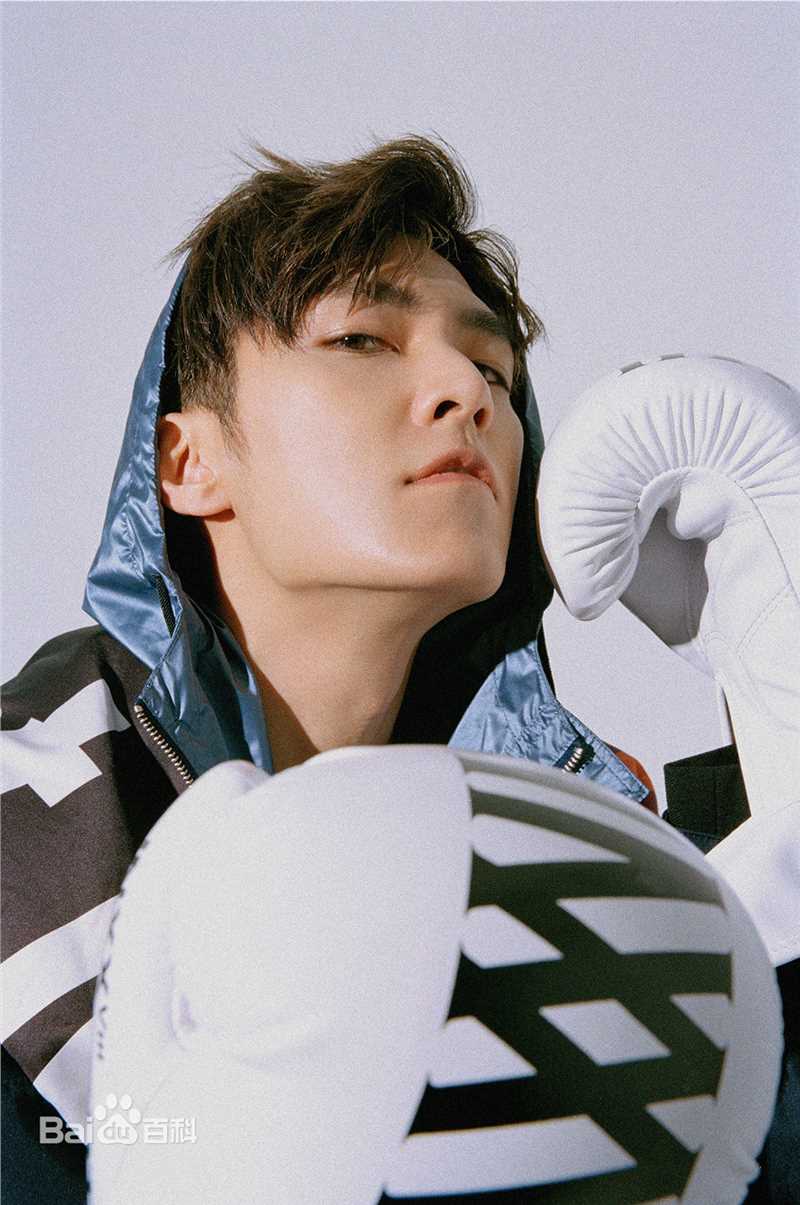 炎亚纶(Aaron、Arron)最全壁纸