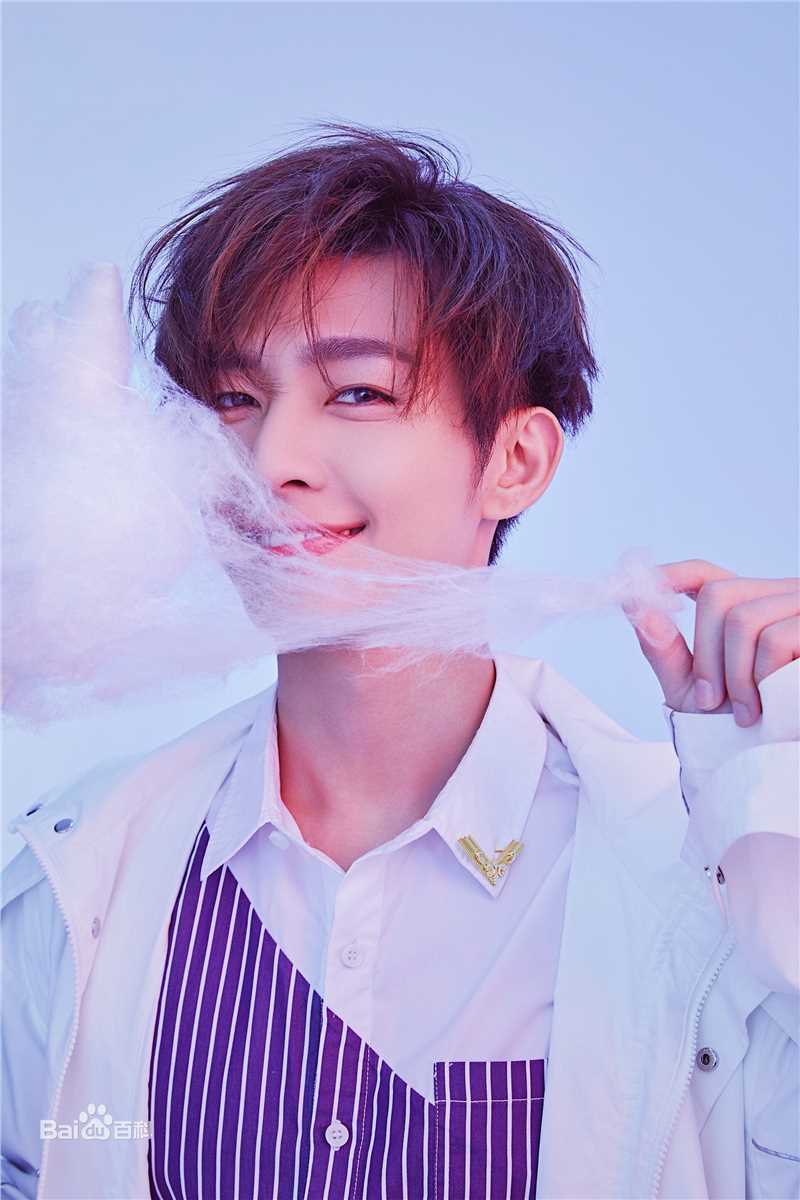 炎亚纶(Aaron、Arron)最全壁纸