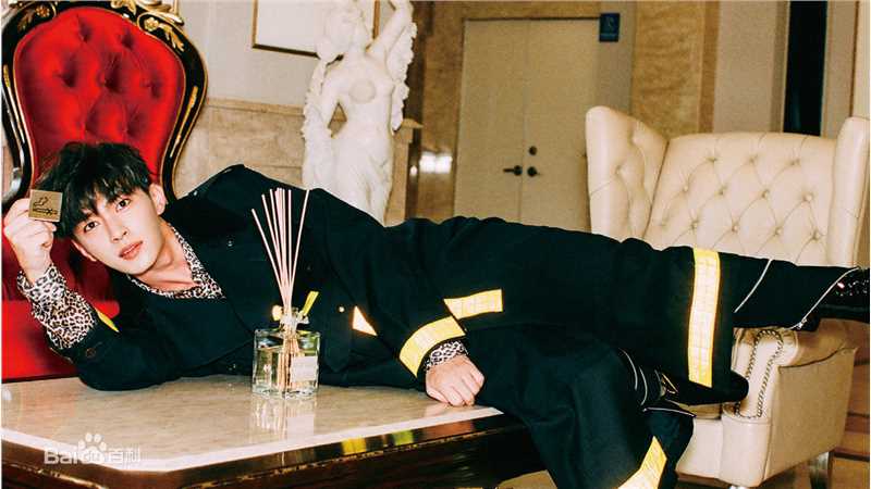 炎亚纶(Aaron、Arron)最全壁纸