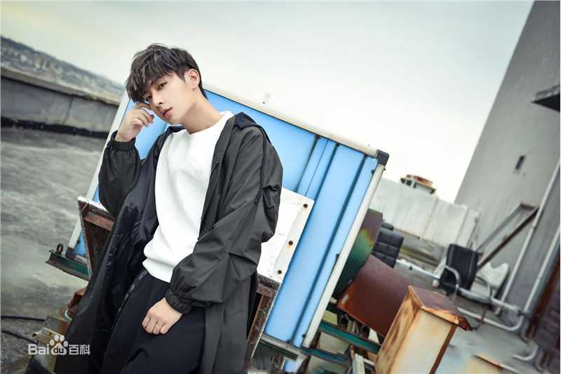 炎亚纶(Aaron、Arron)最全壁纸