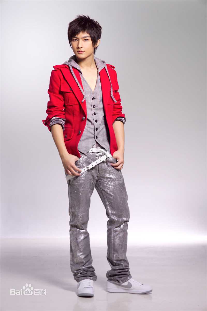 炎亚纶(Aaron、Arron)最新壁纸