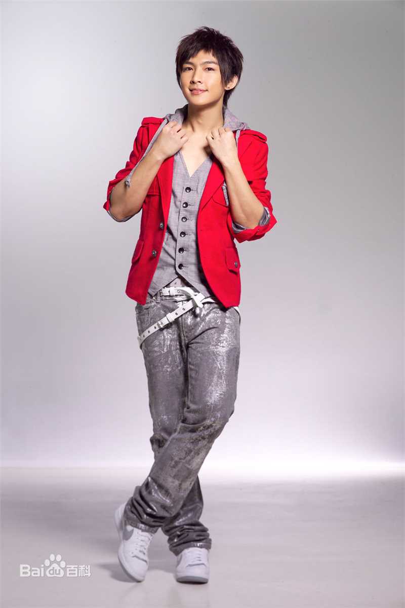 炎亚纶(Aaron、Arron)最新壁纸