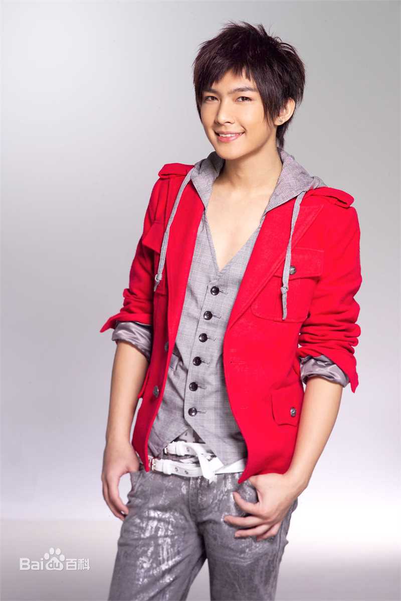 炎亚纶(Aaron、Arron)最新壁纸