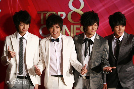 炎亚纶(Aaron、Arron)蒙牛音乐风云榜性感图片壁纸