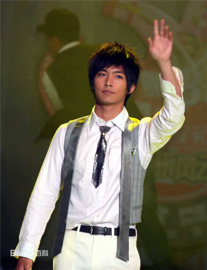 炎亚纶(Aaron、Arron)蒙牛音乐风云榜性感图片壁纸