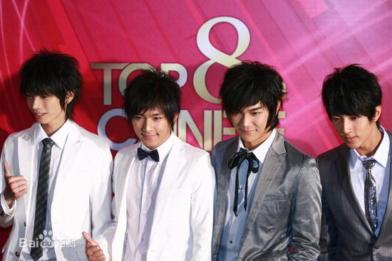 炎亚纶(Aaron、Arron)蒙牛音乐风云榜性感图片壁纸