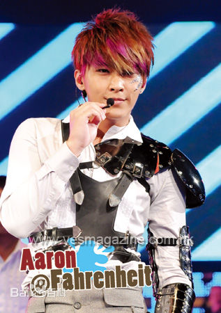 炎亚纶(Aaron、Arron)精彩图册1