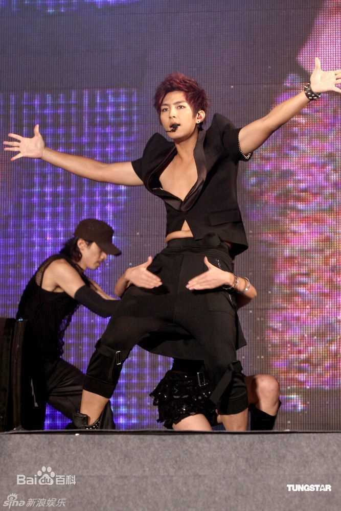 炎亚纶(Aaron、Arron)精彩图册