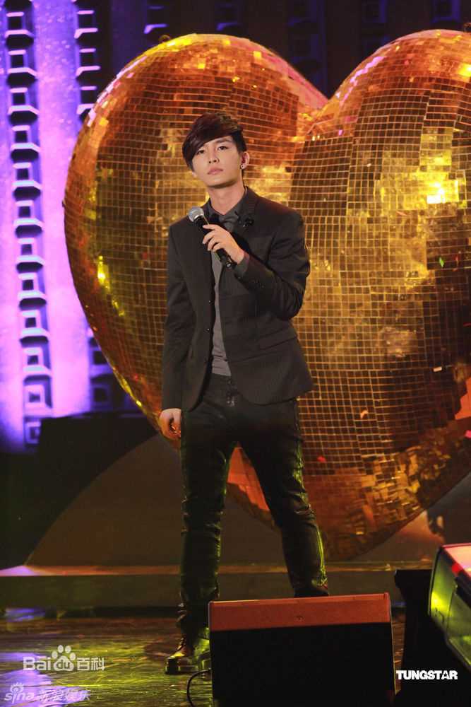 炎亚纶(Aaron、Arron)精彩图册