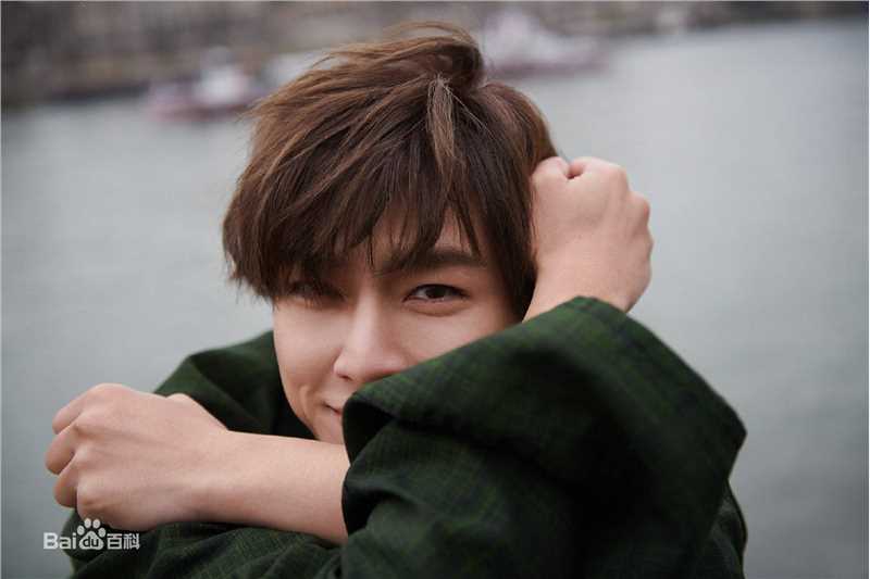 炎亚纶(Aaron、Arron)前后照片