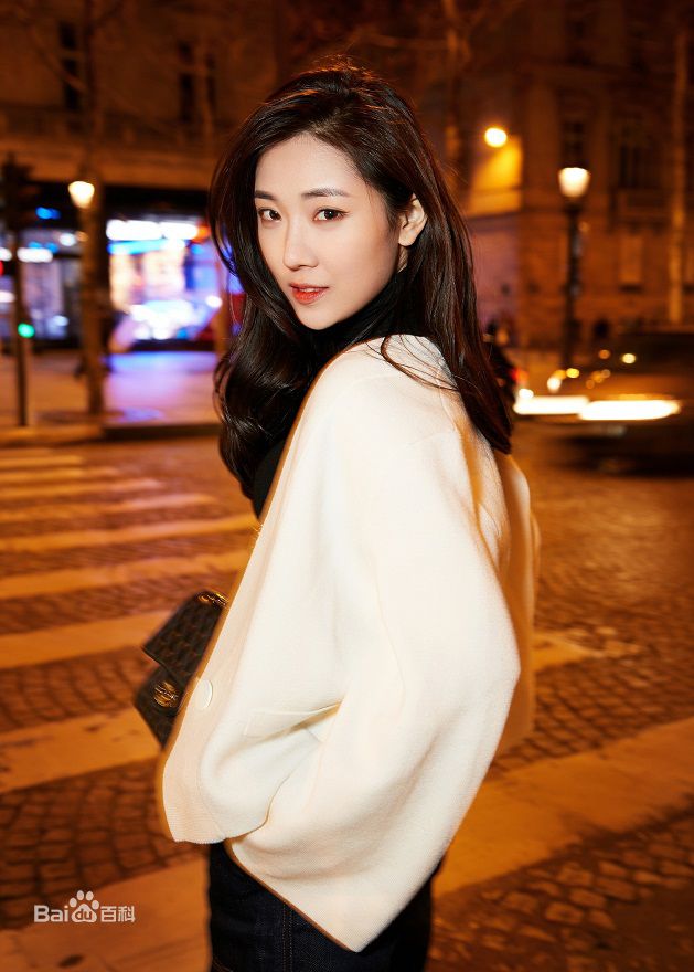 菅纫姿(Joyce)街拍壁纸壁纸