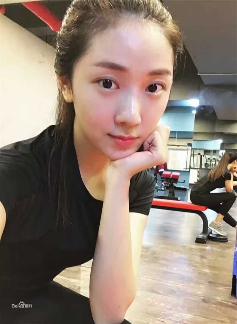 菅纫姿(Joyce)管纫姿素颜照相册