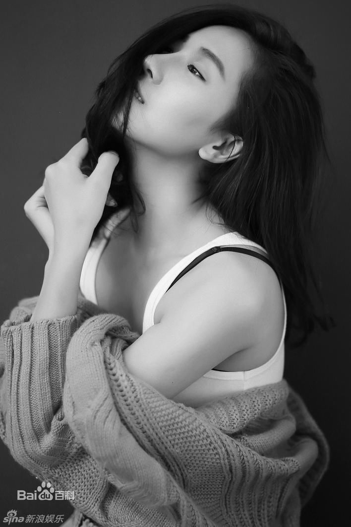 菅纫姿(Joyce)高清慵懒图集