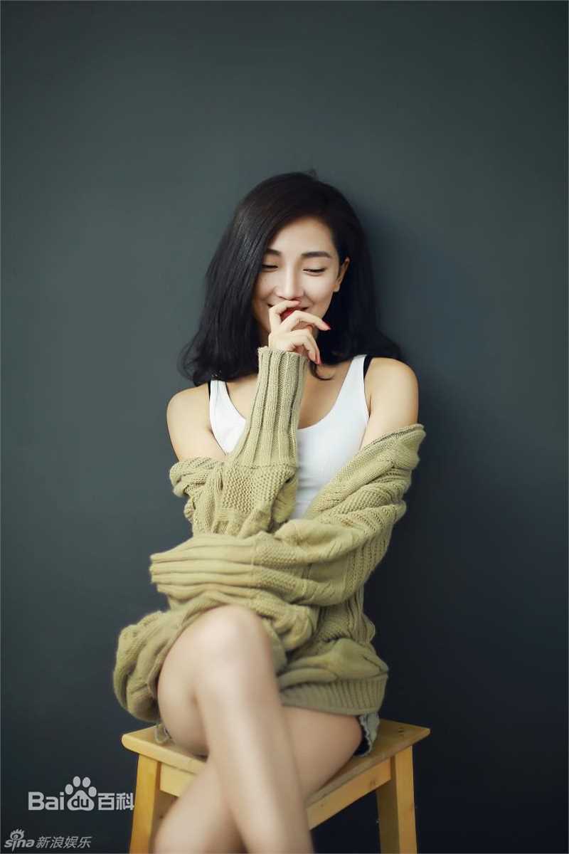 菅纫姿(Joyce)高清慵懒图集