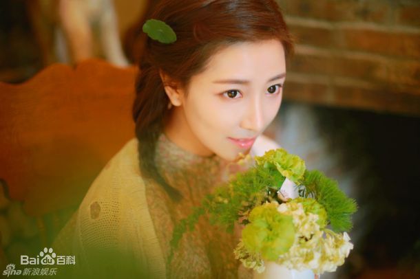 菅纫姿(Joyce)文艺