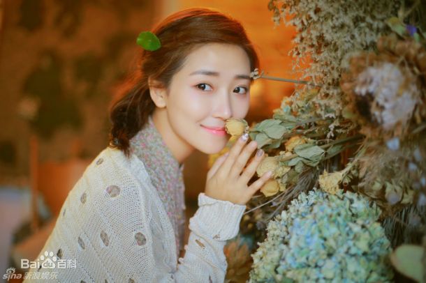 菅纫姿(Joyce)文艺