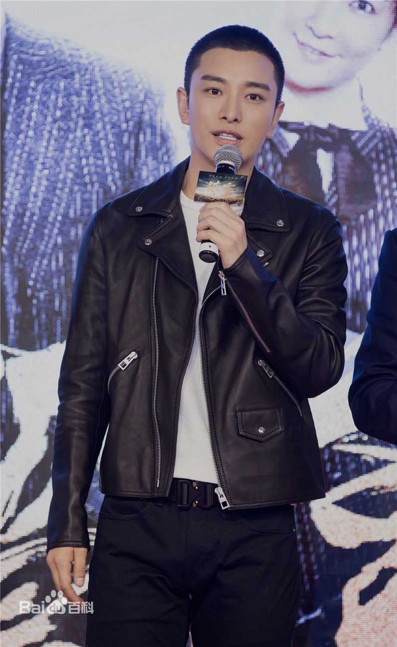 贾乃亮(Jerry)平头造型前后照片