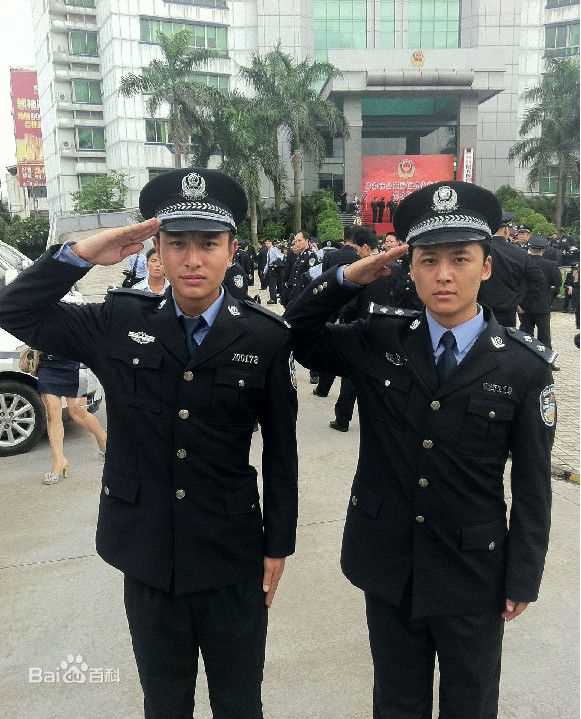 贾乃亮(Jerry)2011年《便衣警察》最新剧照