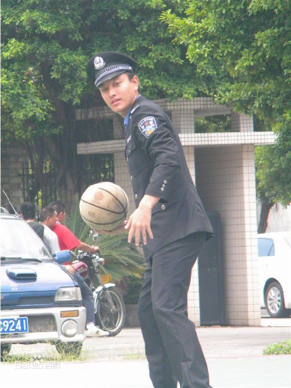 贾乃亮(Jerry)2011年《便衣警察》最新剧照