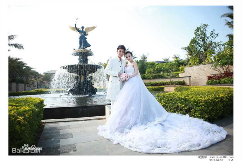 贾乃亮(Jerry)与李小璐图片图册