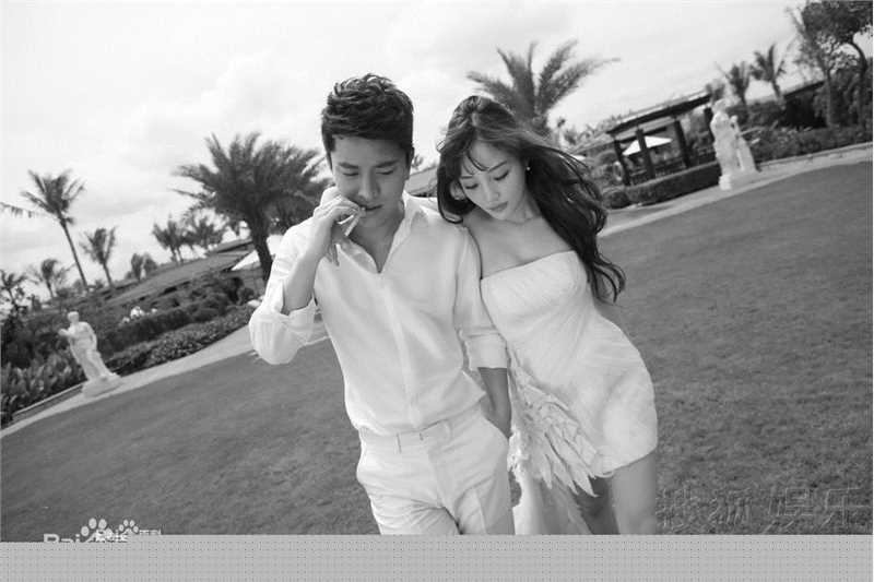 贾乃亮(Jerry)与李小璐图片图册