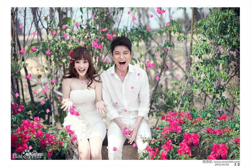 贾乃亮(Jerry)与李小璐图片图册