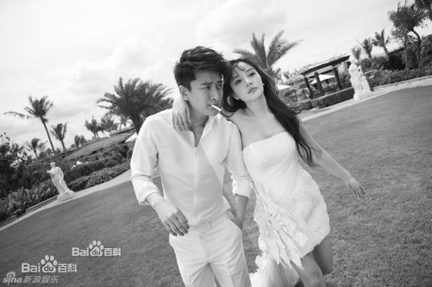 贾乃亮(Jerry)与李小璐图片图册