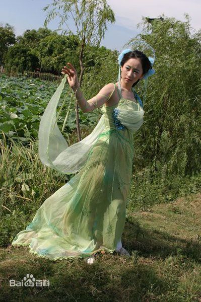 杨蕊(Reny)欢天喜地七仙女，五公主青儿素颜照壁纸