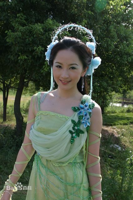 杨蕊(Reny)欢天喜地七仙女，五公主青儿素颜照壁纸