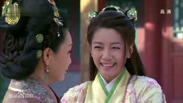 林韦君(Lin Penny)孙白雪的图册素颜照壁纸