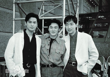 曹永廉(Raymond ，Cho Wing Lim)生活照壁纸壁纸