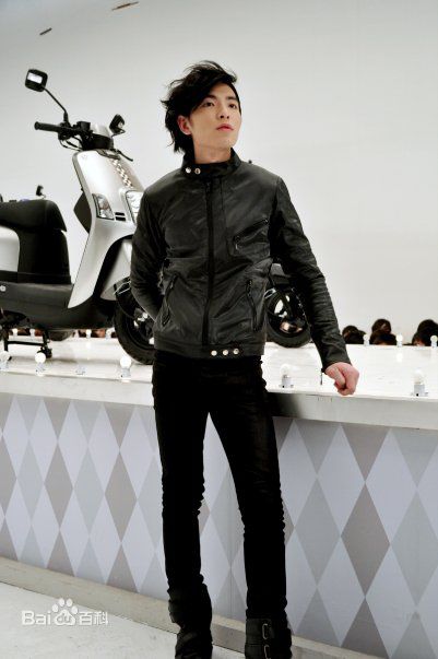 萧敬腾(Jam Hsiao) 代言LOVME手表生活照